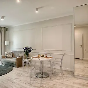 https://love-wola.warsawhotelspoland.com